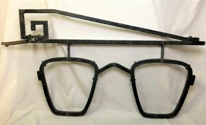 eyeglasses optometrist