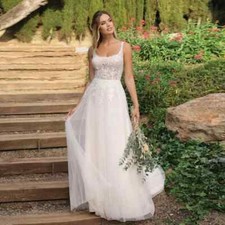Luxury A-Line Wedding Dresses Square Neck Sleeveless Lace Appliques Bridal Gowns