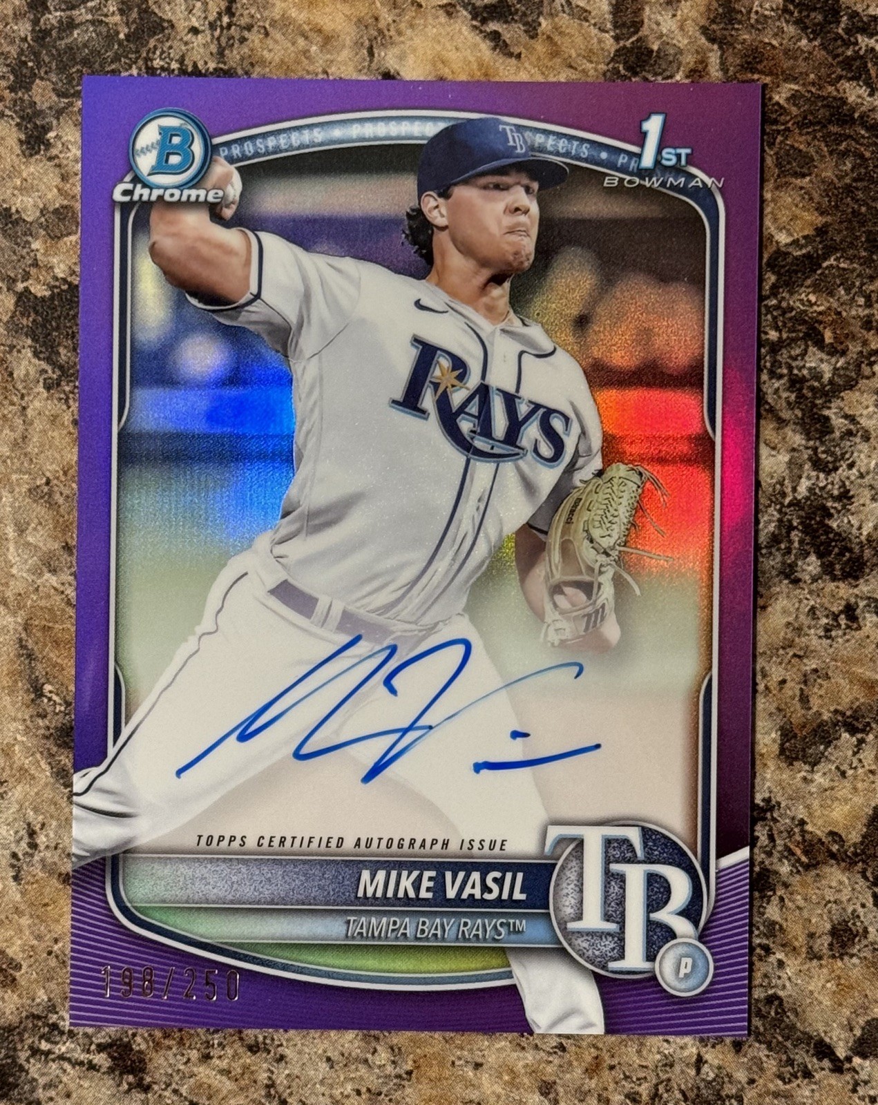 MIKE VASIL 2025 BOWMAN CHROME 1ST AUTOGRAPH PURPLE RAYS AUTO /250 
