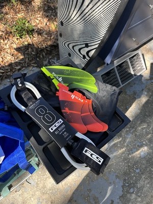Softech Foamboard Surfboard with FCS Fins and FCS 8' Leash