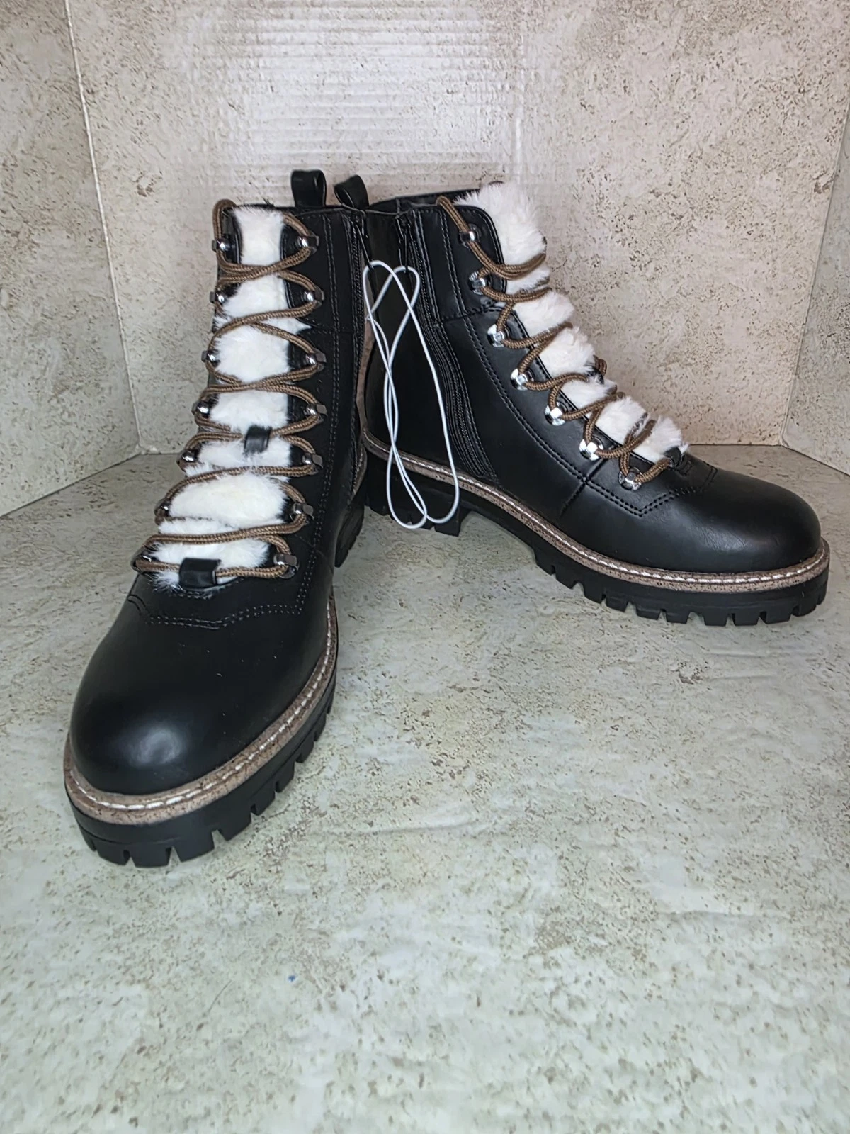 Lace Up Combat Boots Women Sz 10 Mem Foam Comfort Faux Fur Accent Casual Shoes