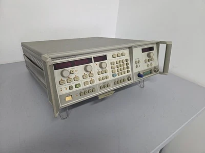 HP Hewlett Packard 8350B Sweep Oscillator mit 83550A RF Plug-In 8-20GHz - Bild 1 von 4