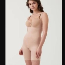 Spanx Open Bust Mid Thigh Body Suit Nude Tan NWT Size M Shapewear