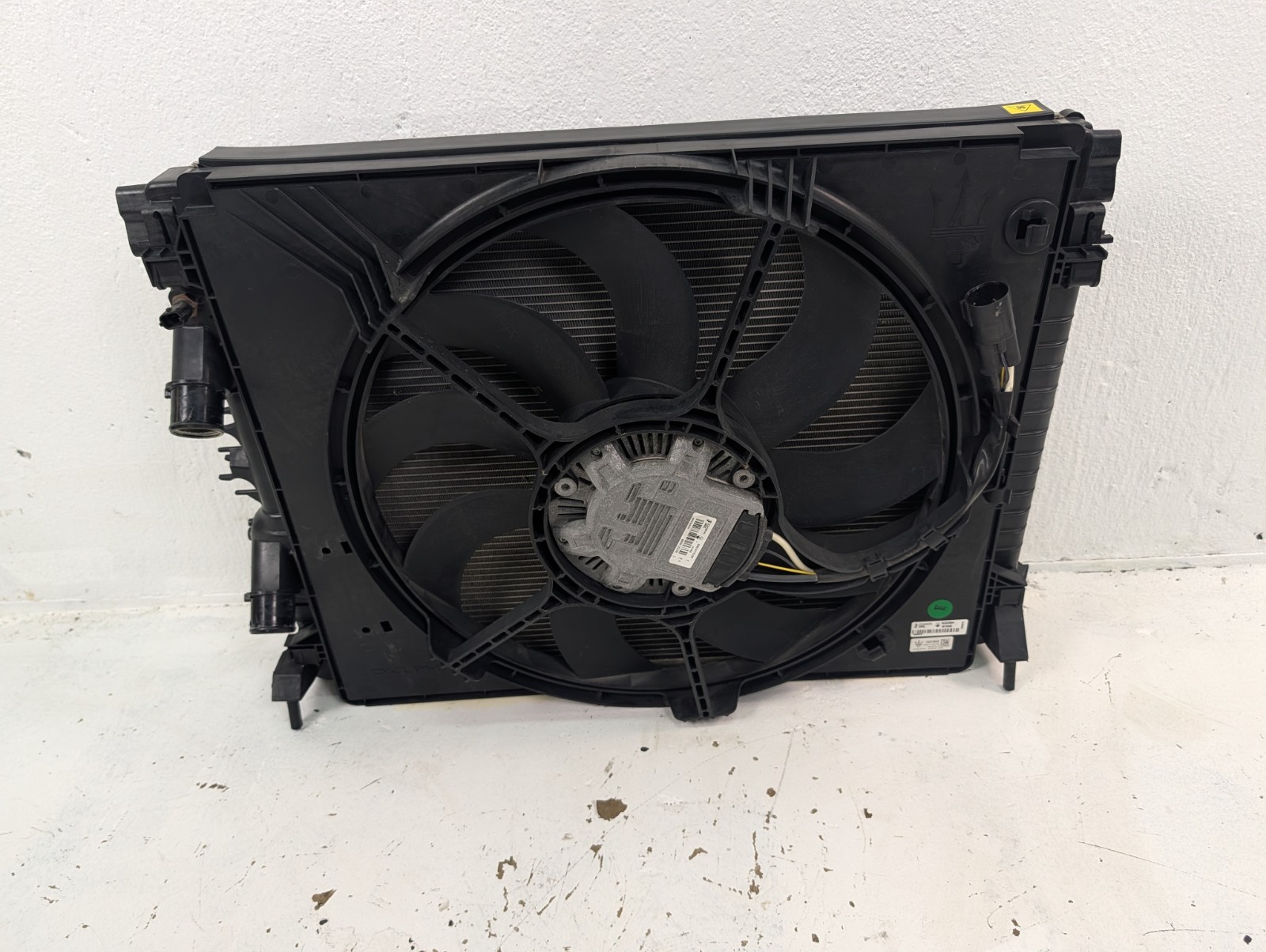 Maserati Ghibli 2014-2019 Right Fan assembly