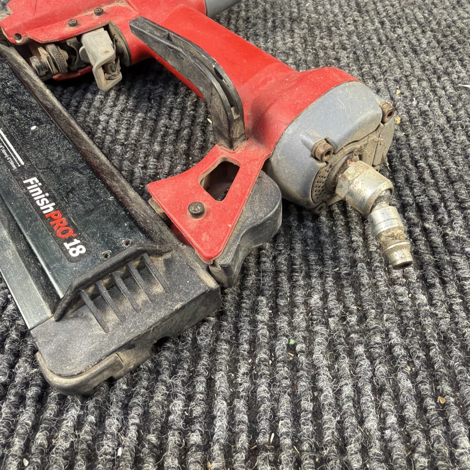 Clavadora Brad Senco FinishPRO FIP18BMG Foto 2 de 4