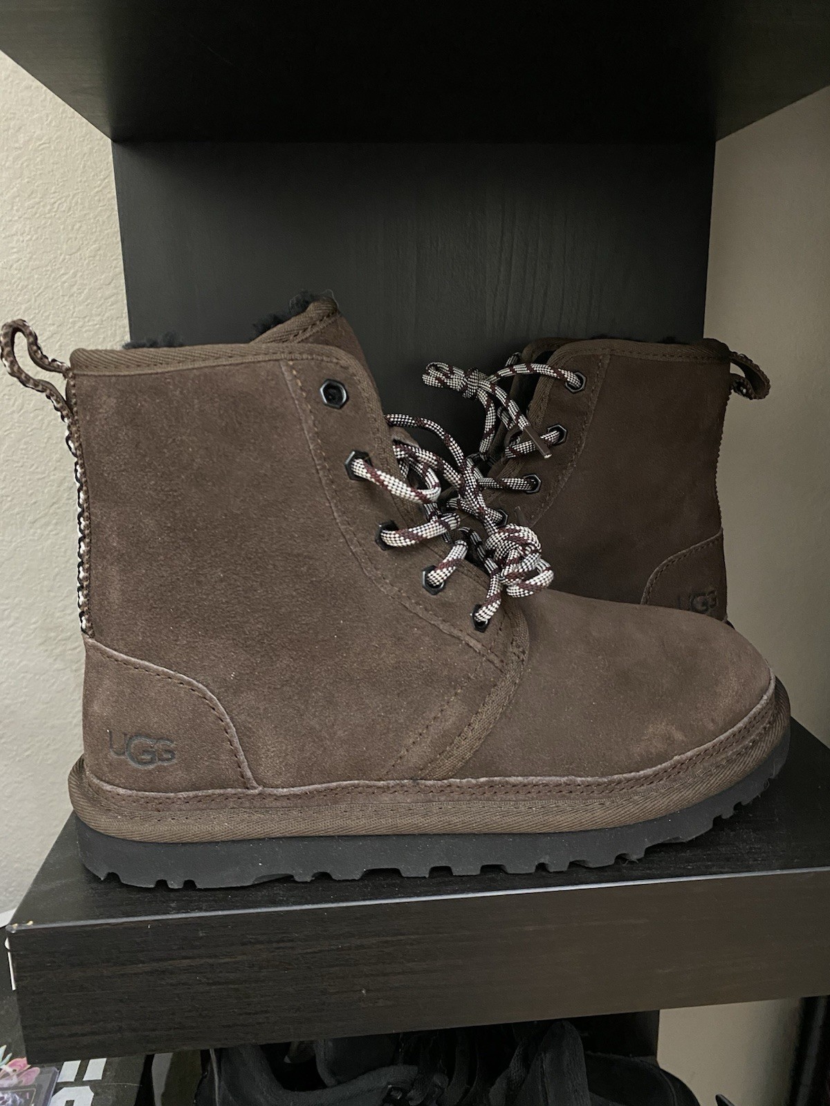 UGG Neumel High Heritage Chukka Lace Up Boots for Women Size 6