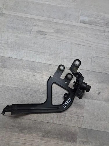 BMW 5 F10 Kotflügelhalter vorne links 3.00 Diesel 190kw 2011 34996025