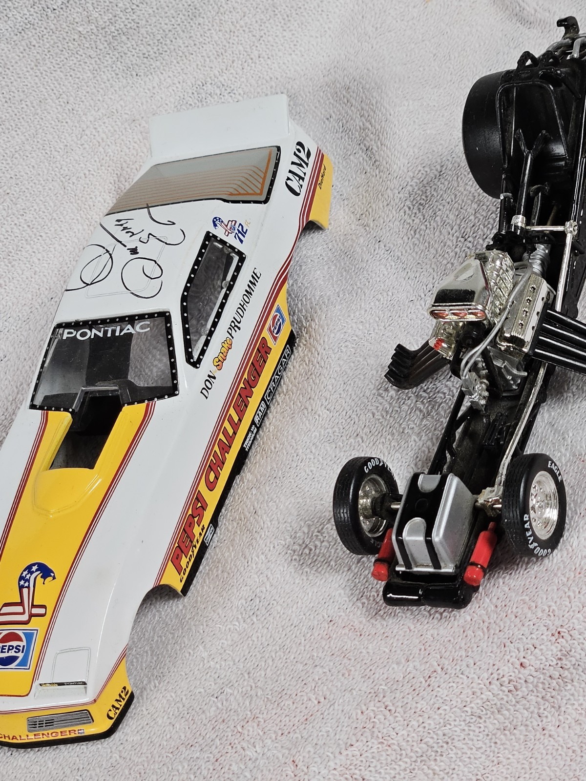 Action 1:25 83 Pontiac Don Snake Funny Car Signed Autographed NHRA Drag Racing