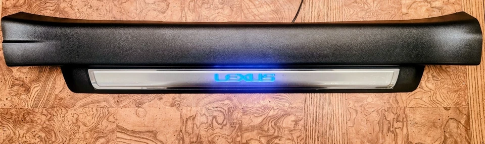 Lexus CT200h 2011-2017 Genuine OEM Illuminated Door Sills Set of 4 pieces - Image 2 of 4