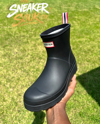 Hunter Original Play Boot Short Black Waterproof Ankle Rain Boot Womens US 9
