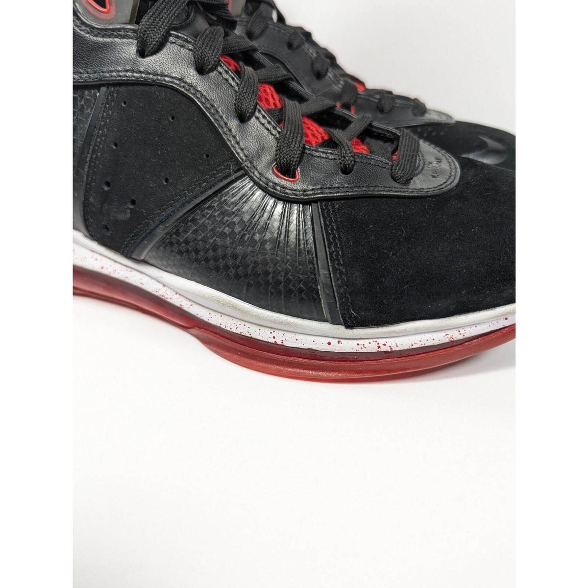 Pre-owned Nike Air Max LeBron 8 V1 “Bred” 2010 Size 13 417098-002 Size 10.5 - Nike Lebron 8 Bred 2010 | eBay main image 2