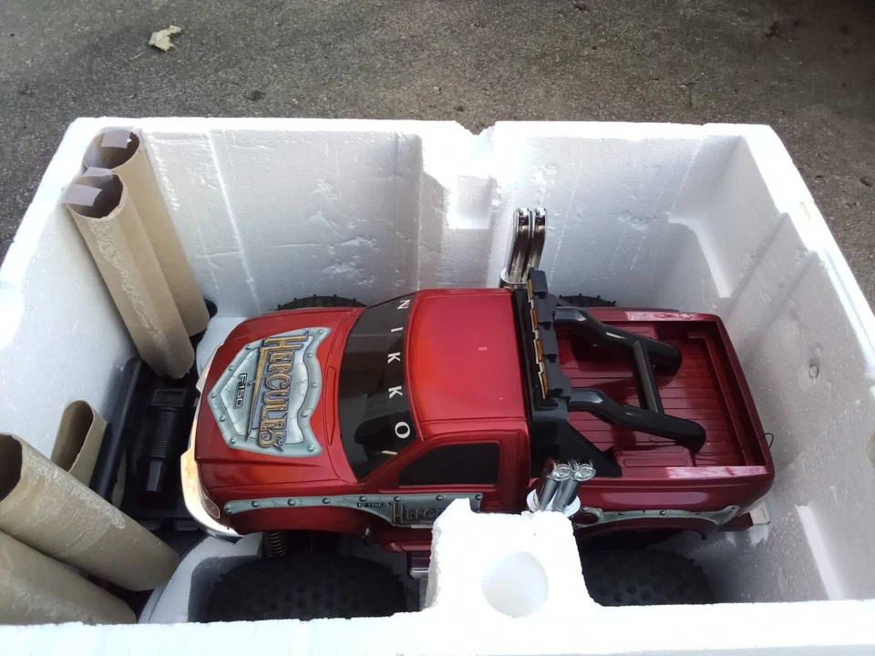 De colección Nikko F150 Hércules 1/8. Muy limpio, difícil de encontrar y raro "enorme" Foto 3 de 4