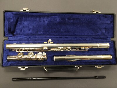 Flute, Geimeinhardt 2SP, Excellent Condition.  Plus Cleaning Accessories