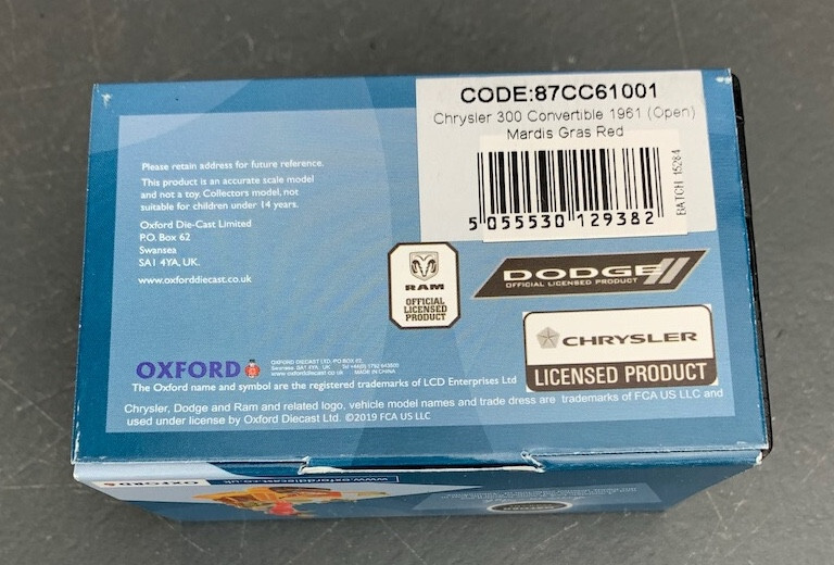 Oxford Diecast Chrysler 300 Cabrio 1961 Scala HO 1/87, Colore Turchese, Modello 87CC61005