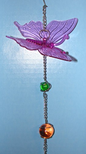 HOME GARDEN POOL YARD PATIO *BUTTERFLY SPINNER* 17" PINK W/ ASSORTED BEADS NEW - Picture 2 of 4