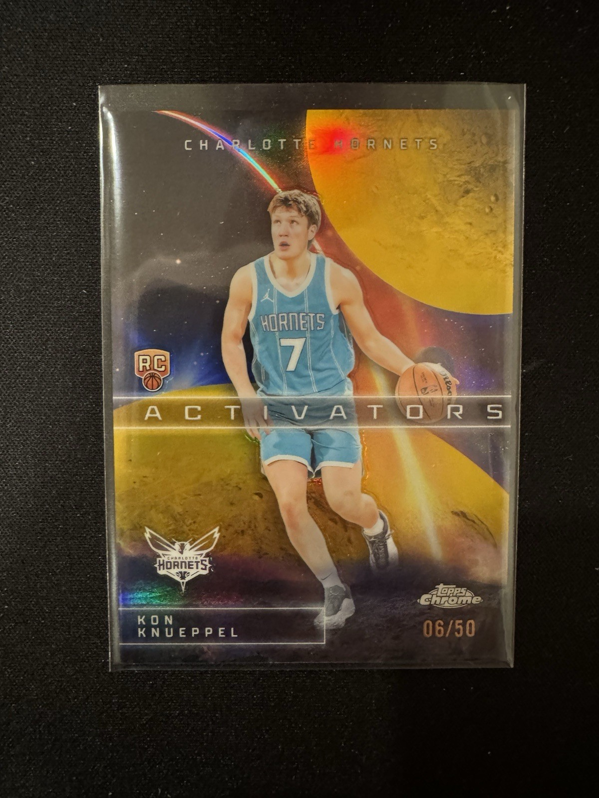 2025-26 Topps Chrome Basketball Kon Knueppel Activators Gold Refractor 06/50 RC