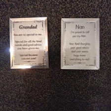 Only 4U Nan & Grandad 10cm High Silver Gift plaques to Wall Mount or Hang. VGC.