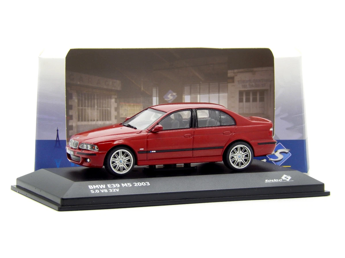DCM 1:64 BMW M5 E39 BMW 5 Series Alloy Diecast Car Model Kids Hobby Toy Red/Blue