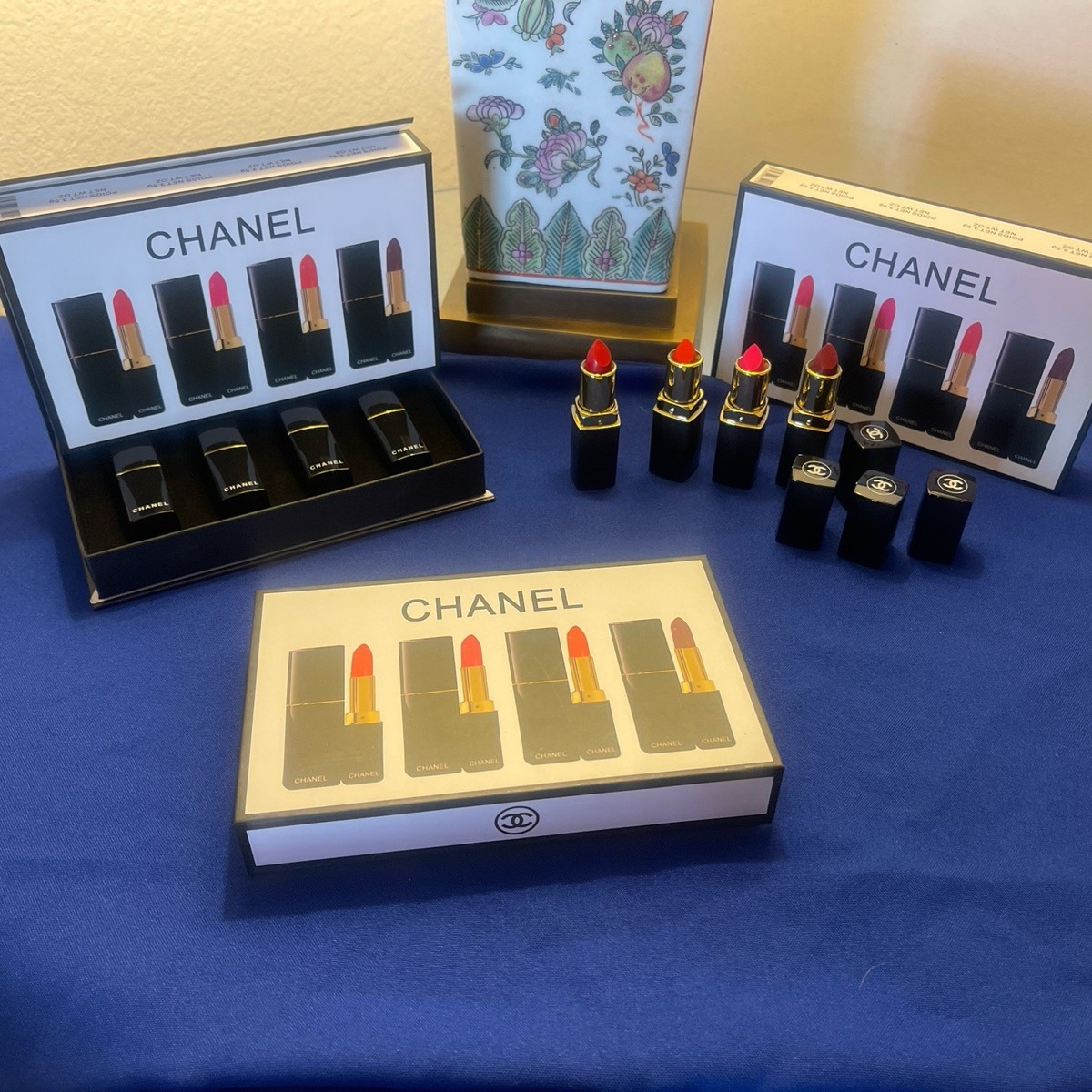 CHANEL 口紅他メイクアップセット4点 CHANEL Lipstick Set 4 Shades Red Pink Burgundy Stick Makeup Kit | eBay
