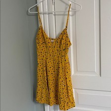 Forever 21 Yellow floral slip dress cutesy sun dress br Size small