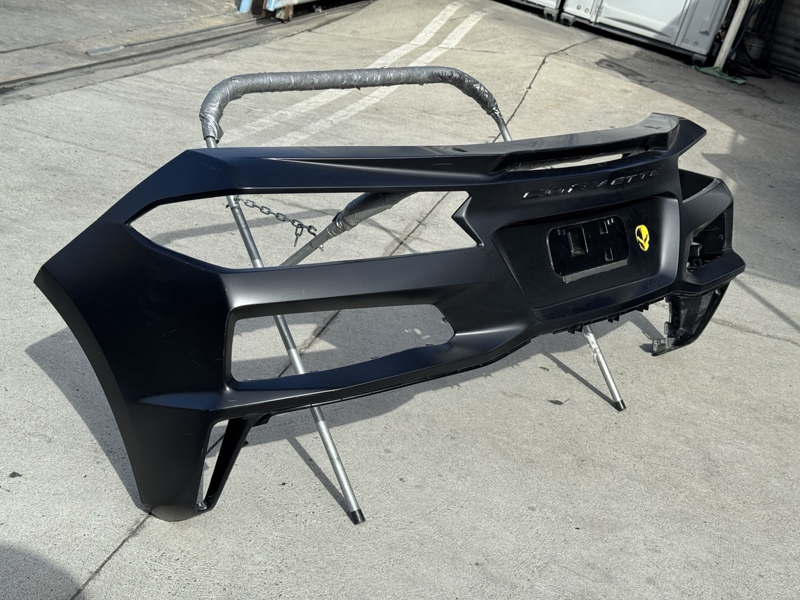 2024-2026 CHEVROLET CORVETTE ZR1 REAR BUMPER COVER OEM USED BLACK  (NO SHIPPING)