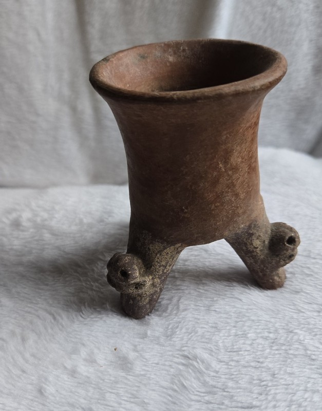 Colombian Costa Rica burial Dogs tripod bowl Pottery authentic Excellent Cond. 