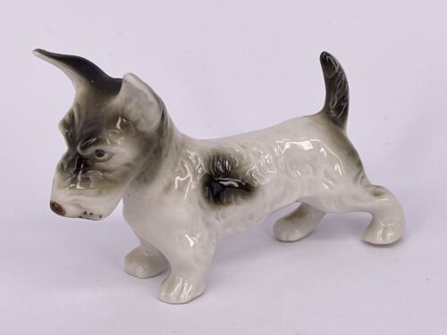 ROYAL DUX figurka psa terier (P 640) - Zdjęcie 1 z 6