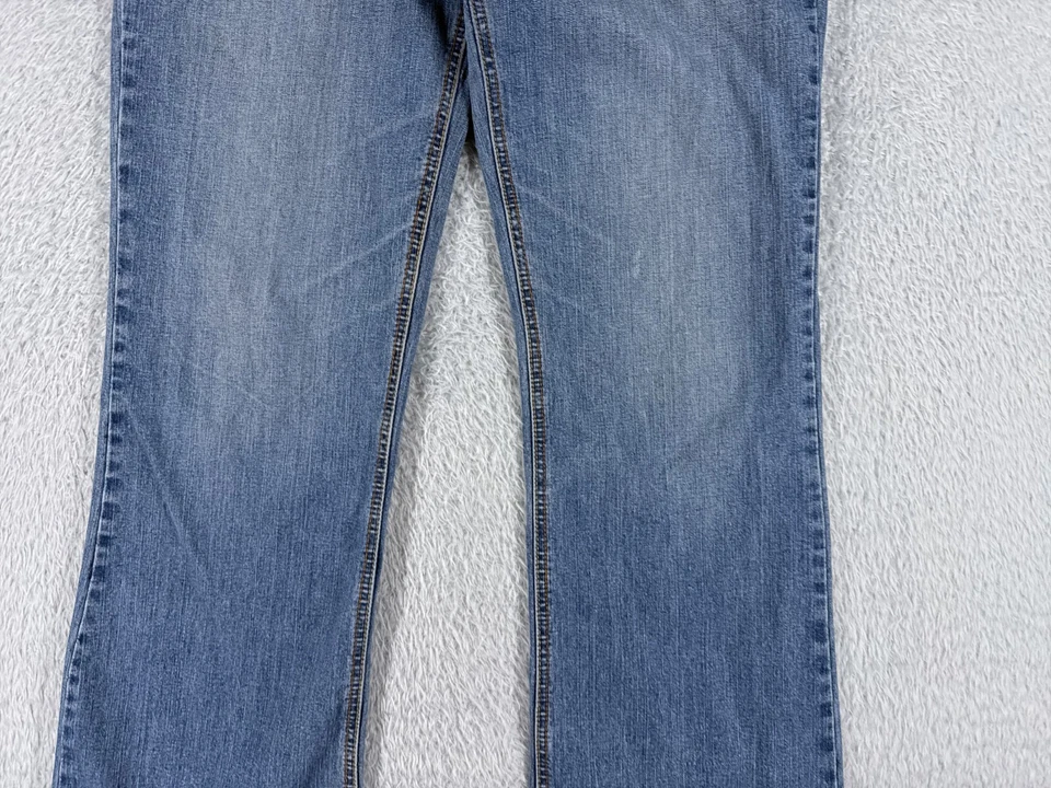 Pantalones de mezclilla Fabulosity para mujer 13 azul lavado medio corte bota tiro medio algodón 30x31 Foto 3 de 4