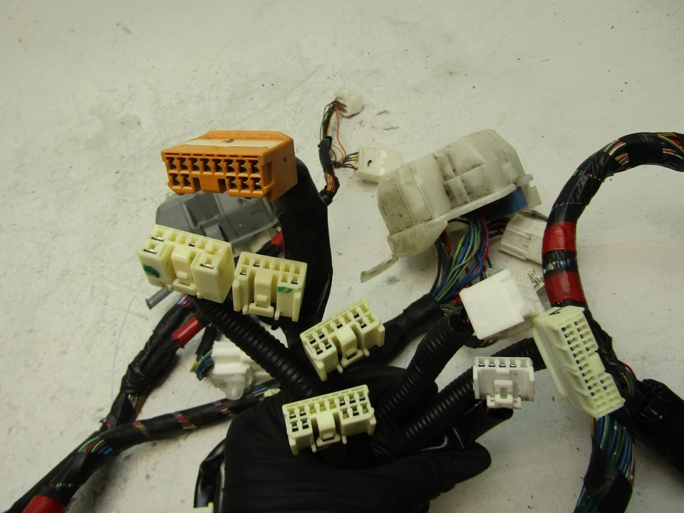 Chicote de fios de painel CAMRY 1998 TOYOTA painel de instrumentos conector cabo tear fabricante de equipamento original - Imagem 4 de 4