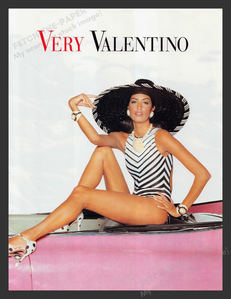 Poster Lady Gaga Valentino Ad Lady Gagas Parfum Valentino Parfum