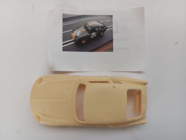 TRIUMPH SPITFIRE RESINA OCAR 1/32 LE MANS