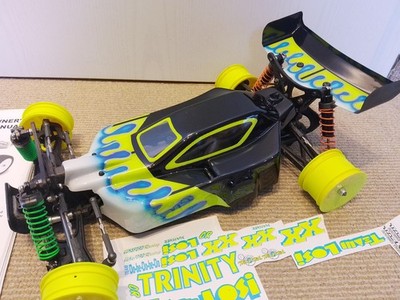 Vintage RC Car Team Losi XXX-4 Brian Kinwald Style Lunsford CVDs super schön!