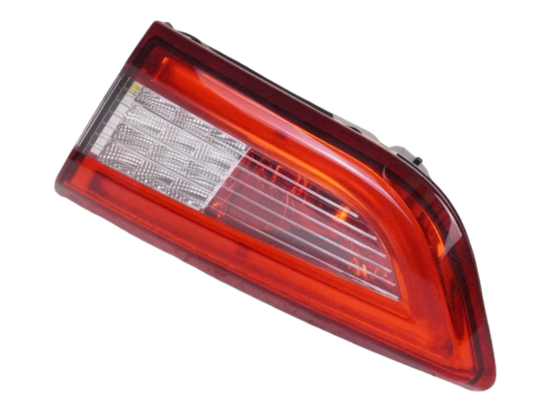 Rear Right Inner Taillight Fits 2014-2017 Maserati Ghibli S Q4 OEM 6700046630
