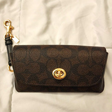 Coach Sunglass Case In Signature Canvas
