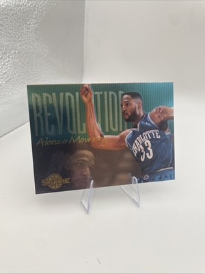 1994-95 Skybox - Revolution Alonzo Mourning #R4 (S86)