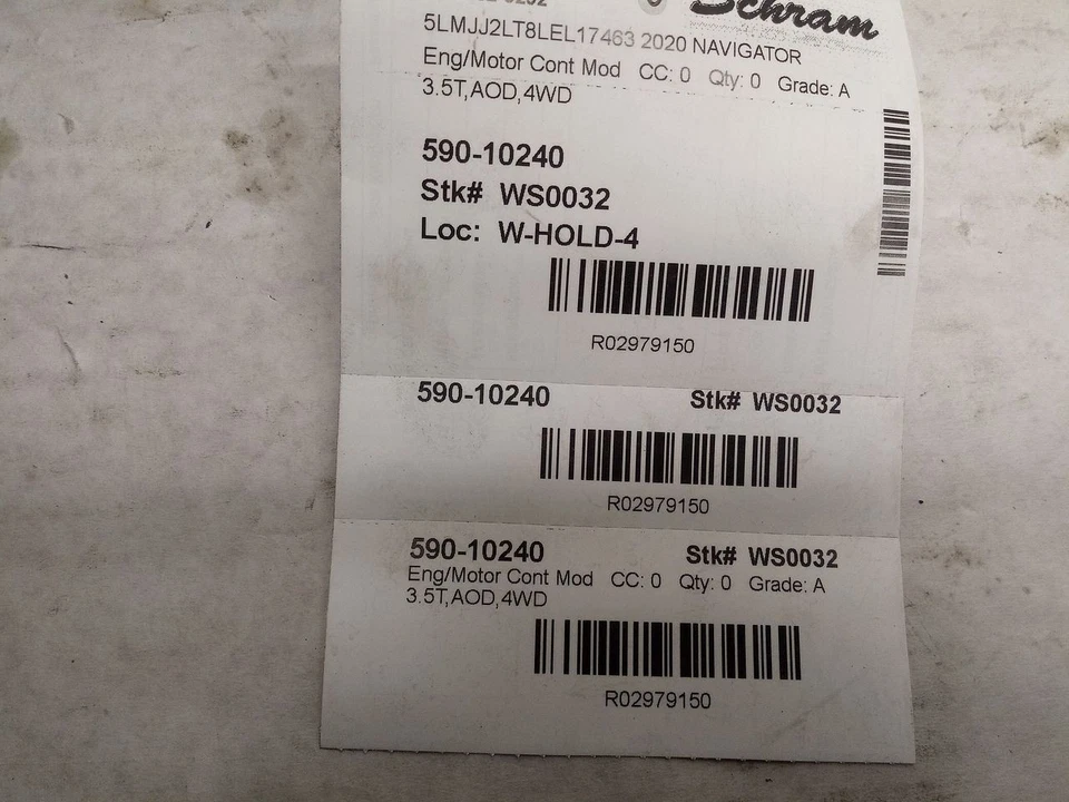 Módulo de control electrónico ECM del motor compatible con NAVIGATOR 18-21 2979150 Foto 2 de 4