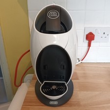 NESCAFÉ Dolce Gusto Coffee Machine De’Longhi  EDG250 White