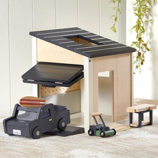 Wooden Dollhouse Garage Toy Set – Realistic Design with Garage, Workbench, Lawn