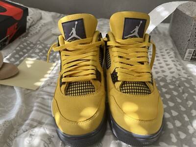 nike air jordan 4 lightning | US11 EU45 | PRE-OWNED, USED, GOOD CONDITION!!