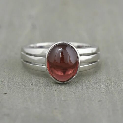 Echtschmuck im Cocktail Oval