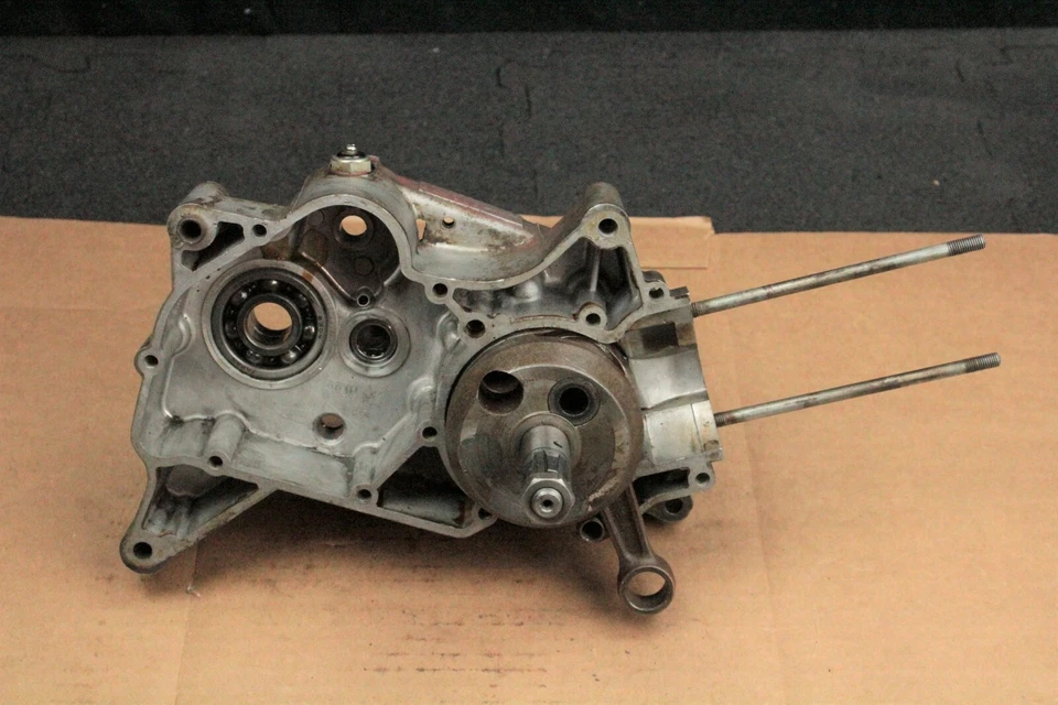 Cárter y armadura izquierda Yamaha YL2 YL2C 164-15111-01 165-81155-21 P3444 Foto 2 de 4