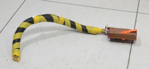 SUZUKI Swift 3 MZ EZ (05-08) Stecker Kabel Strang Airbag Steuergerät #48544-H256