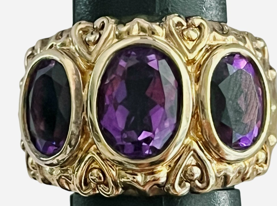 Conjunto de bisel de plata de ley enchapado en oro Sima K anillo de amatista de 3 piedras Foto 4 de 4