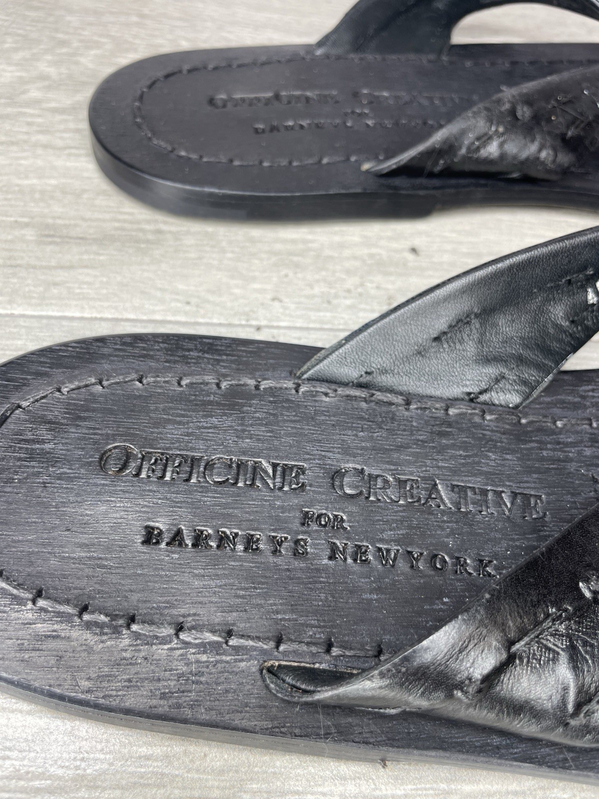 Officine Creative x Barney’s New York Black Leather FlipFlop Men 7M US/40EU READ image 8