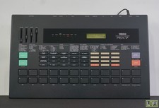 Yamaha RX7 Vintage Programmable Digital Drum Rhythm Machine Sequencer MIDI RX-7