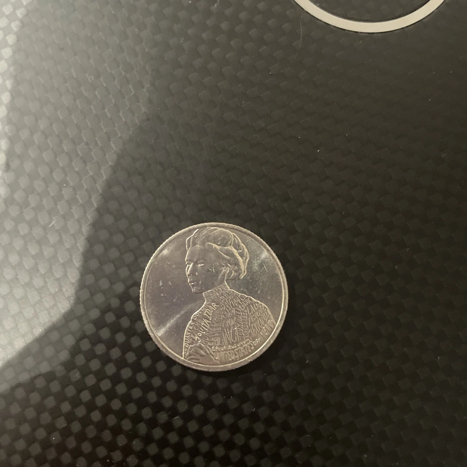 Rare MARIA TALLCHIEF Quarter 2023 D mint Error Coin Reading "In Cod We Trust" - Image 2 of 2