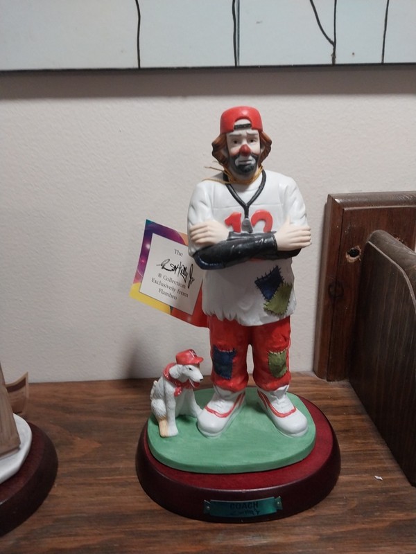 Emmett Kelly Jr Professional Series Coach #9608 Sad Clown Figurine Flambro 1995