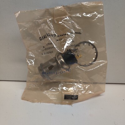 Dialight Pushbutton Switch Housing Assembly 51-3101-01-301