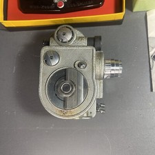 VINTAGE 1940'S REVERE MODEL 87 8MM CINE Movie CAMERA With Extra Film Items