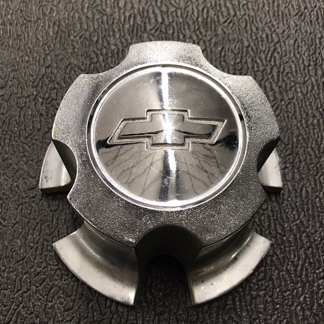 Chevrolet Rally Wheel Center Cap Cover 352933A 5 Lug Chevy Camaro